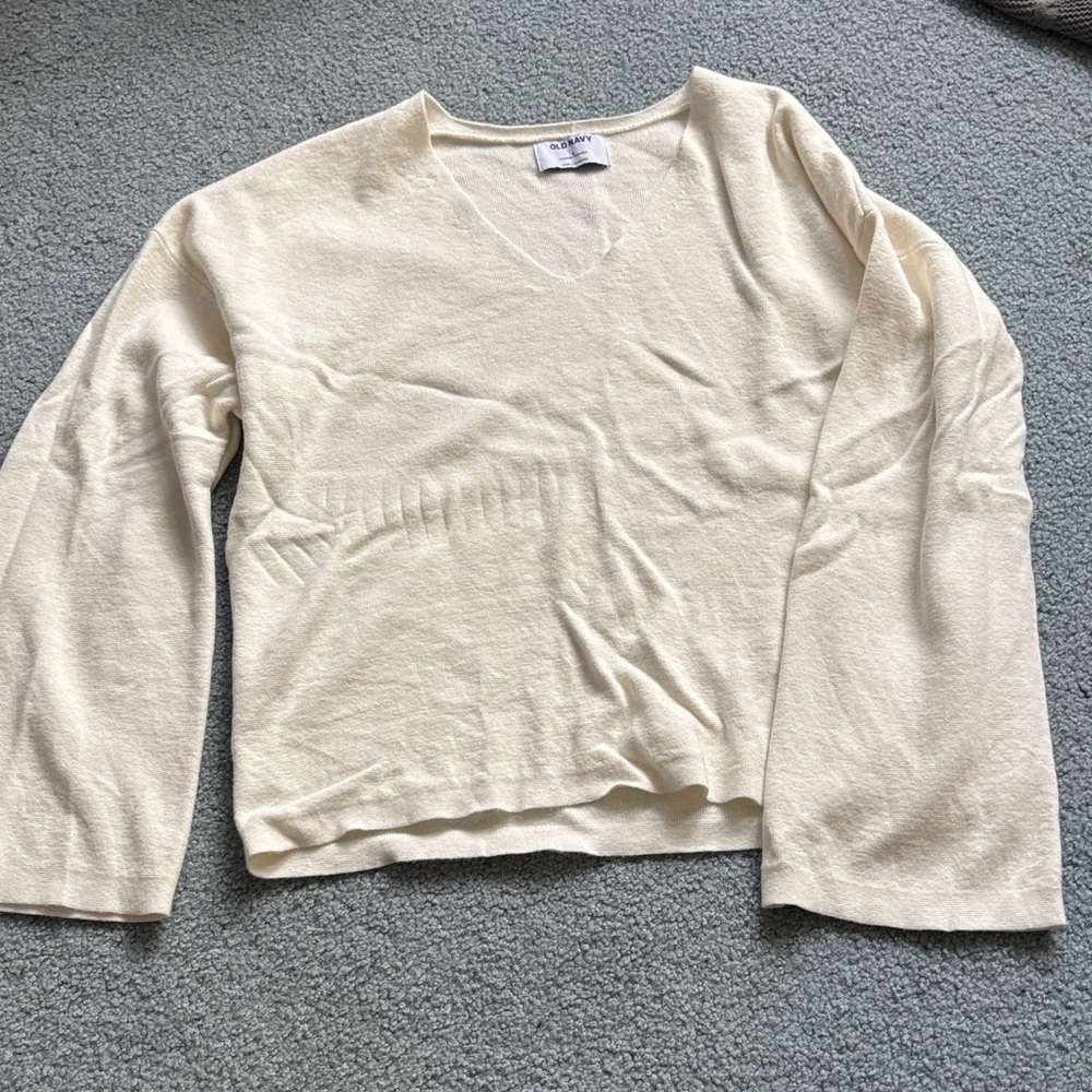 Old navy sweater